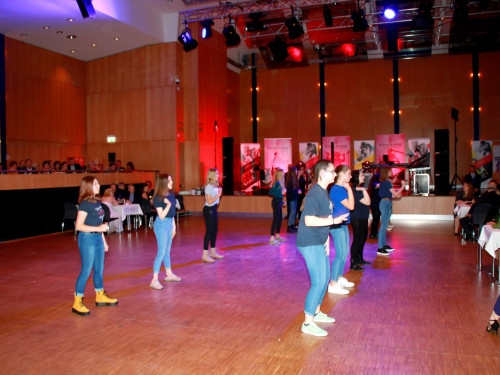 Abschlussball Gymnasium Münchberg TS Swing – Foto 114