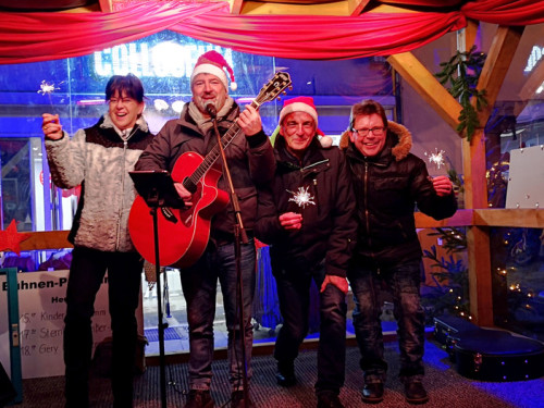 Sternlaschmeißer Aktion & Gery Hofer Weihnachtsmarkt 2019 – Foto 56