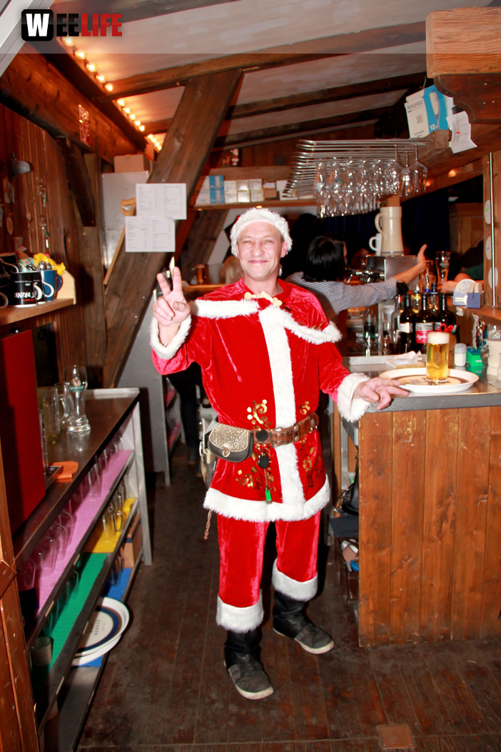 Enzo in der Skihütte Hof 6.12.19 Neue Skihütte