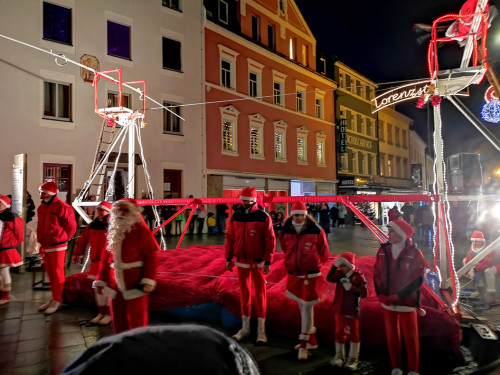 Hochseilartisten Geschwister Weisheit Hofer Weihnachtsmarkt 8.12.2019 – Foto 2
