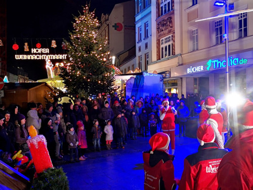 Hochseilartisten Geschwister Weisheit Hofer Weihnachtsmarkt 8.12.2019 – Foto 7