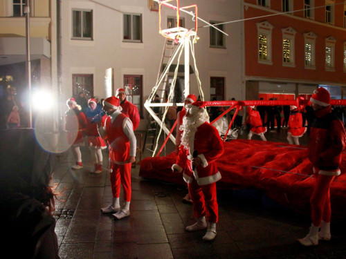 Hochseilartisten Geschwister Weisheit Hofer Weihnachtsmarkt 8.12.2019 – Foto 22