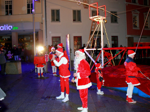 Hochseilartisten Geschwister Weisheit Hofer Weihnachtsmarkt 8.12.2019 – Foto 27