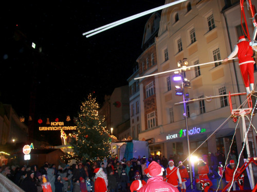 Hochseilartisten Geschwister Weisheit Hofer Weihnachtsmarkt 8.12.2019 – Foto 32