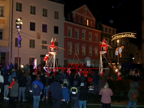 Hochseilartisten Geschwister Weisheit Hofer Weihnachtsmarkt 8.12.2019 – Foto 42