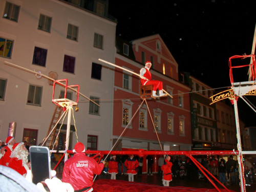 Hochseilartisten Geschwister Weisheit Hofer Weihnachtsmarkt 8.12.2019 – Foto 52