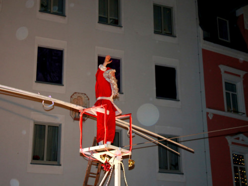 Hochseilartisten Geschwister Weisheit Hofer Weihnachtsmarkt 8.12.2019 – Foto 64