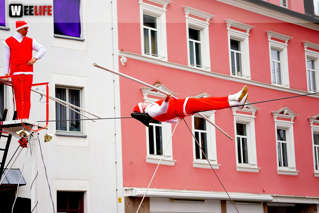 Hochseilartisten Geschwister Weisheit Hofer Weihnachtsmarkt 8.12.2019