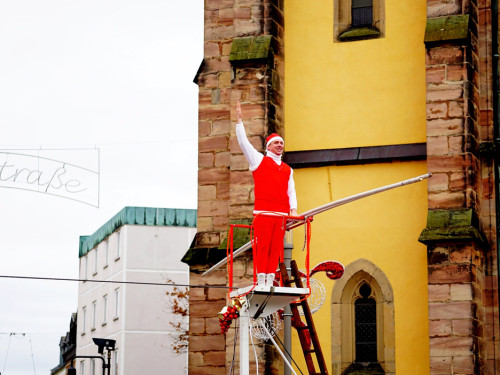 Hochseilartisten Geschwister Weisheit Hofer Weihnachtsmarkt 8.12.2019 – Foto 10