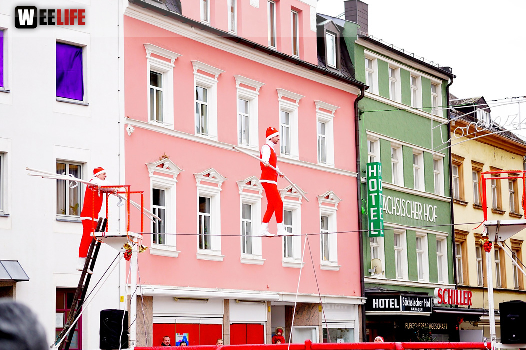 Hochseilartisten Geschwister Weisheit Hofer Weihnachtsmarkt 8.12.2019