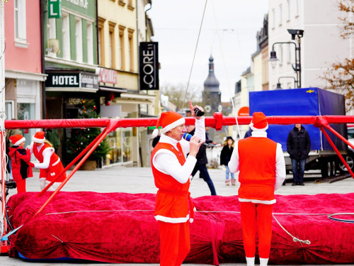 Hochseilartisten Geschwister Weisheit Hofer Weihnachtsmarkt 8.12.2019 – Foto 25