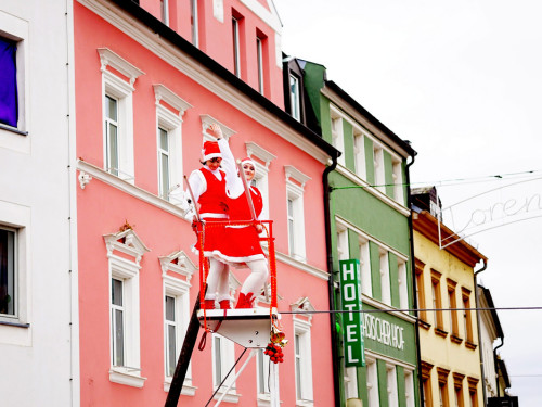 Hochseilartisten Geschwister Weisheit Hofer Weihnachtsmarkt 8.12.2019 – Foto 26