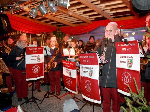 Hofer Weihnachtsmarkt  mit Rehauer Stadtkapelle 8.12.2019 – Foto 35