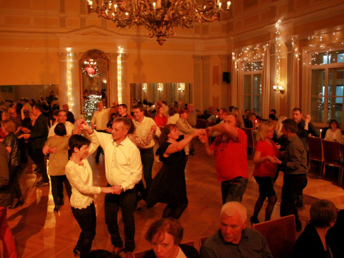 1. Feuerzangenbowle TS Swing  – Foto 11