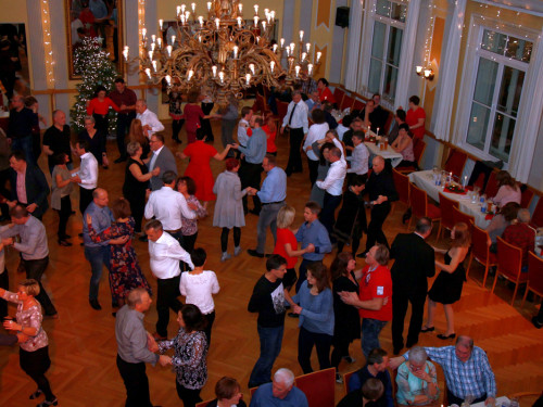 1. Feuerzangenbowle TS Swing  – Foto 18