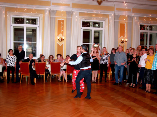 1. Feuerzangenbowle TS Swing  – Foto 30