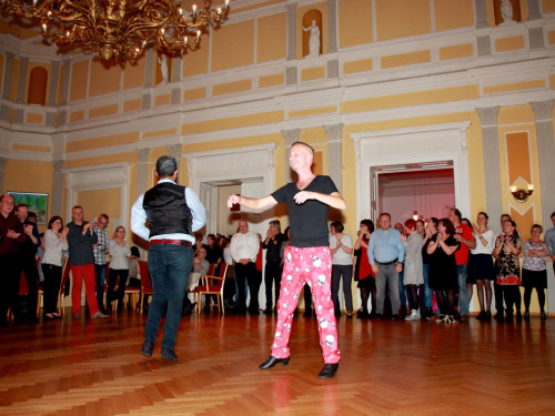 1. Feuerzangenbowle TS Swing  – Foto 40