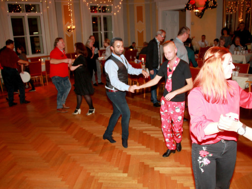 1. Feuerzangenbowle TS Swing  – Foto 43