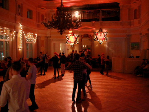 XXL Weihnachtsdiscoparty Schüler 14.12.19 – Foto 2