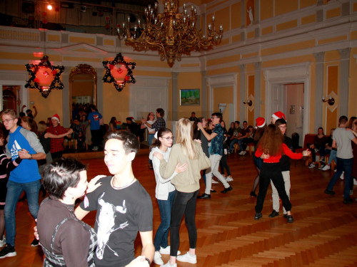 XXL Weihnachtsdiscoparty Schüler 14.12.19 – Foto 4