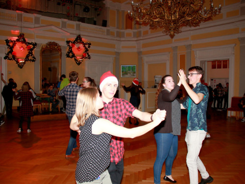 XXL Weihnachtsdiscoparty Schüler 14.12.19 – Foto 5