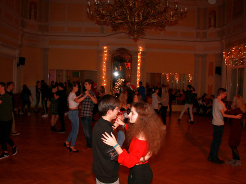 XXL Weihnachtsdiscoparty Schüler 14.12.19 – Foto 9