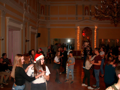 XXL Weihnachtsdiscoparty Schüler 14.12.19 – Foto 13