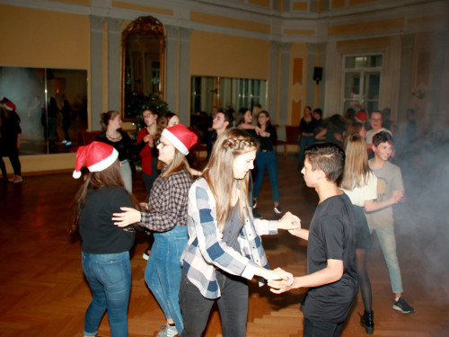 XXL Weihnachtsdiscoparty Schüler 14.12.19 – Foto 16