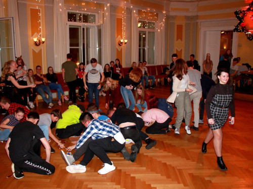 XXL Weihnachtsdiscoparty Schüler 14.12.19 – Foto 52