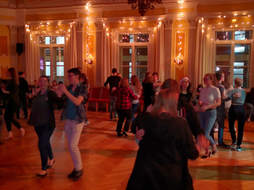 XXL Weihnachtsdiscoparty Schüler 14.12.19 – Foto 65