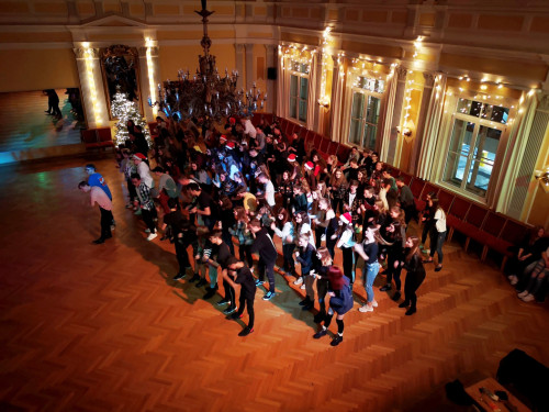XXL Weihnachtsdiscoparty Schüler 14.12.19 – Foto 66