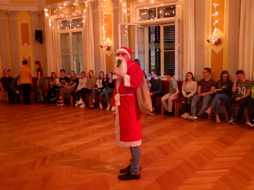 XXL Weihnachtsdiscoparty Schüler 14.12.19 – Foto 67