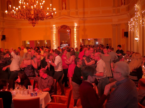 2. Feuerzangenbowle TS Swing 15.12.2019 – Foto 23