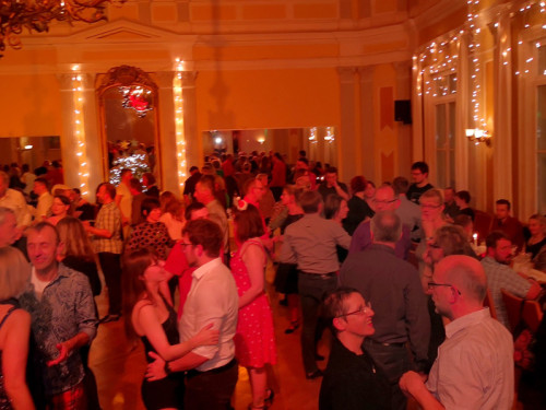 2. Feuerzangenbowle TS Swing 15.12.2019 – Foto 25