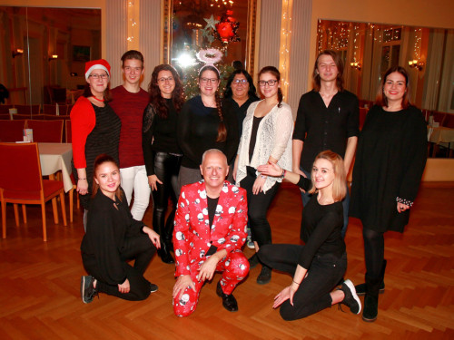 2. Feuerzangenbowle TS Swing 15.12.2019 – Foto 29