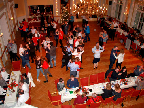 2. Feuerzangenbowle TS Swing 15.12.2019 – Foto 30