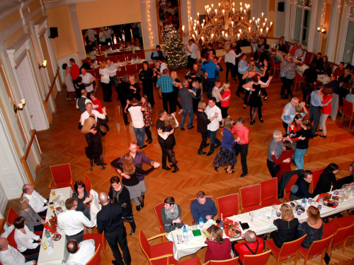 2. Feuerzangenbowle TS Swing 15.12.2019 – Foto 33