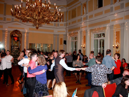 2. Feuerzangenbowle TS Swing 15.12.2019 – Foto 54