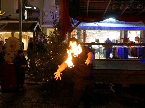 Feuershow Weihnachtsmarkt 18.12.2019 – Foto 7