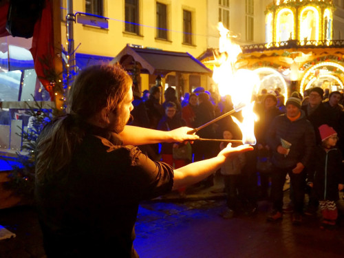 Feuershow Weihnachtsmarkt 18.12.2019 – Foto 11