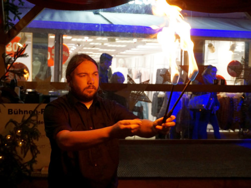 Feuershow Weihnachtsmarkt 18.12.2019 – Foto 19