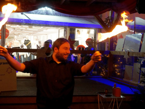 Feuershow Weihnachtsmarkt 18.12.2019 – Foto 29