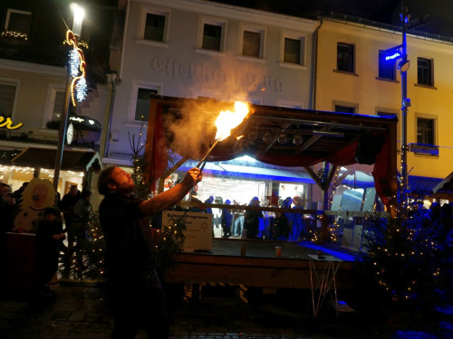 Feuershow Weihnachtsmarkt 18.12.2019 – Foto 37