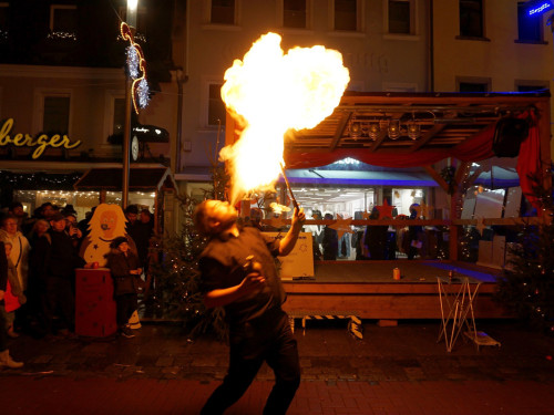 Feuershow Weihnachtsmarkt 18.12.2019 – Foto 49