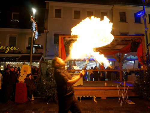 Feuershow Weihnachtsmarkt 18.12.2019 – Foto 52