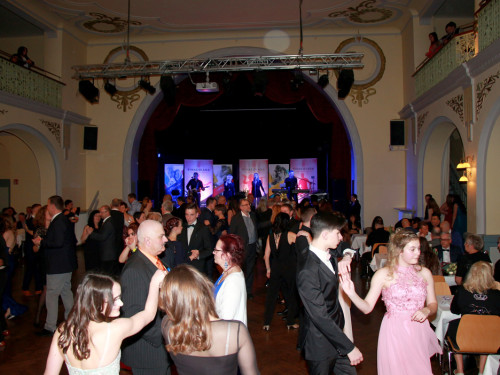 Abschlussball Real und Mittelschule Rehau TS Swing Pinacolada – Foto 17