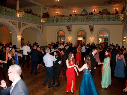 Abschlussball Real und Mittelschule Rehau TS Swing Pinacolada – Foto 116