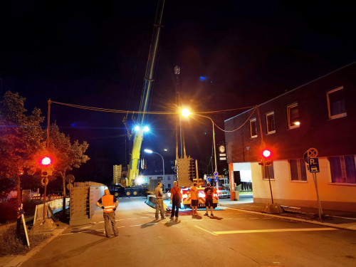 6 x 40Tonnen Stahteile Anlieferung für die Untere Jahnbrücke – Foto 49