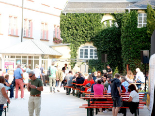 Vorschau des nächsten Fotos