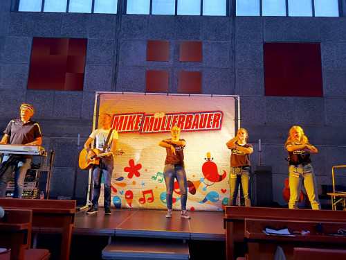 KinderKonzert Mike Müllbauer & Andy EJW Hof – Foto 10